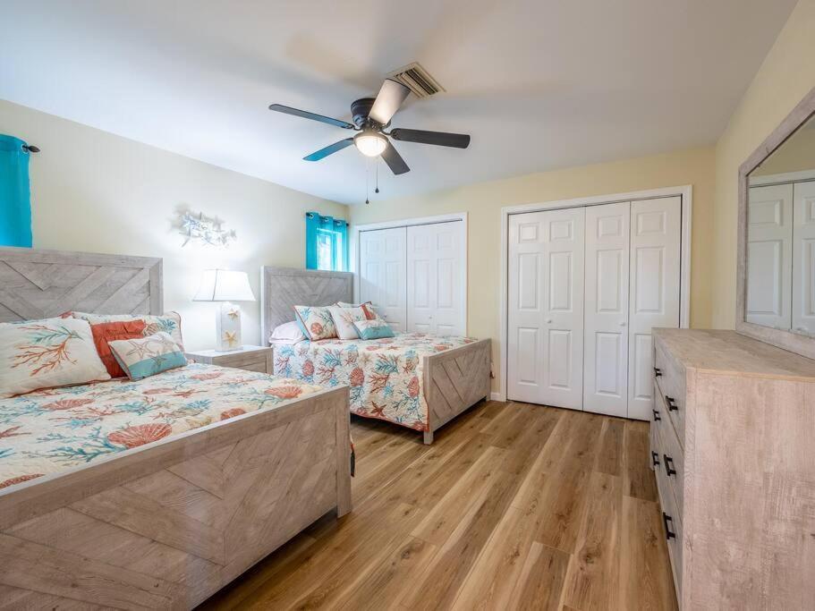Englewood, Manasota Keys - 2 Bedroom Luxury Villa, Pool, Game Room, 6 Min To Beaches Next To Canal Eksteriør billede